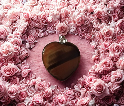 Pendentif coeur en oeil de tigre